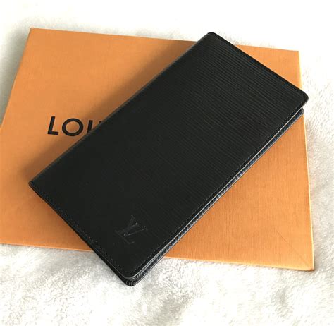 black epi louis vuitton|Louis Vuitton epi wallet.